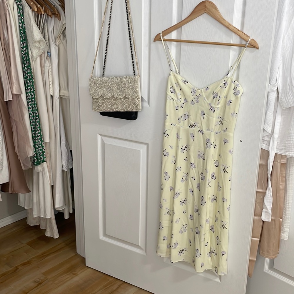 Aritiza Sundeh Best viola dress